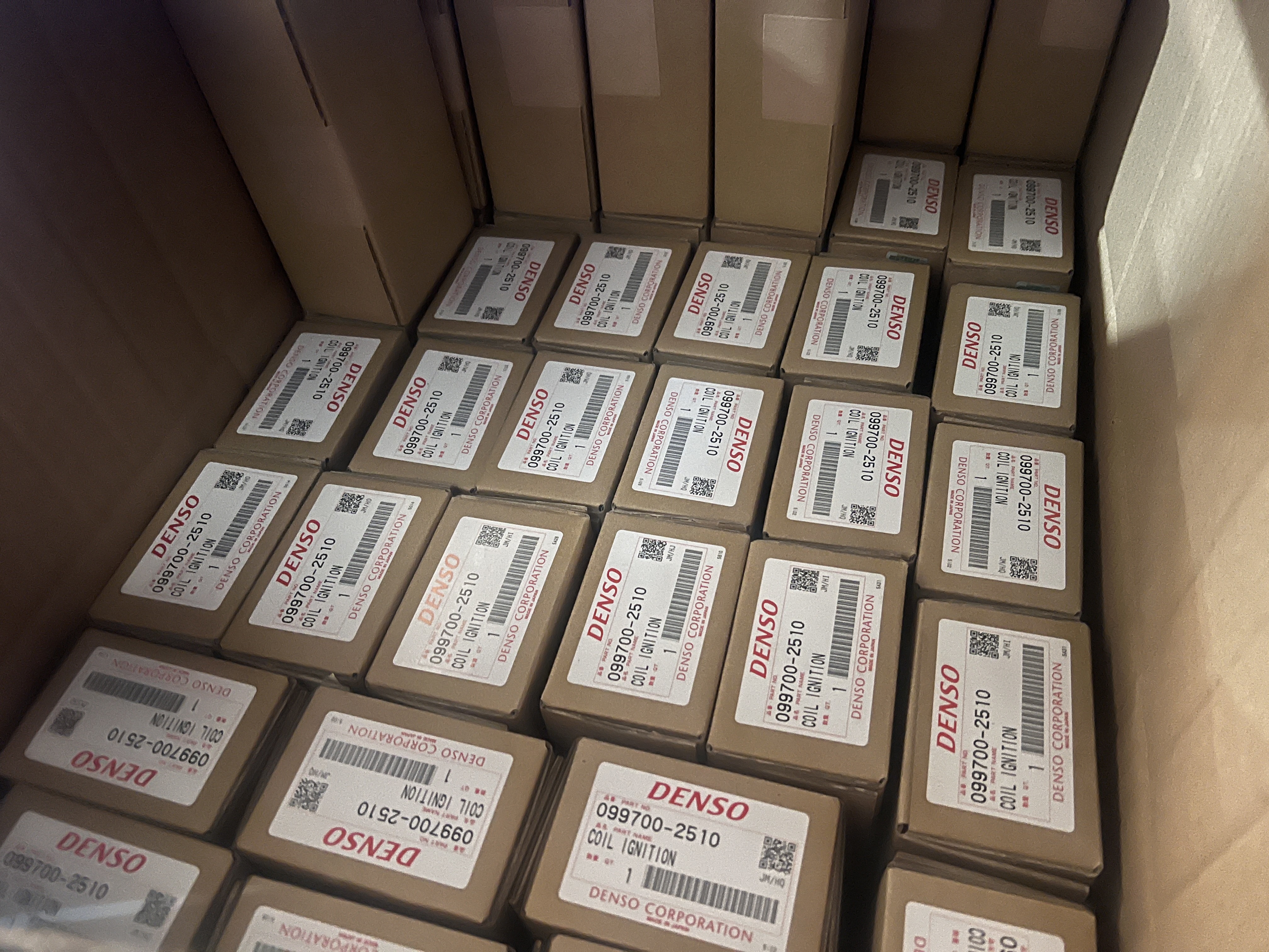 Latest company Cases about Providing Denso Ignition Systems for Toyota FORTUNER in the High-Temperature Environment of the Middle East